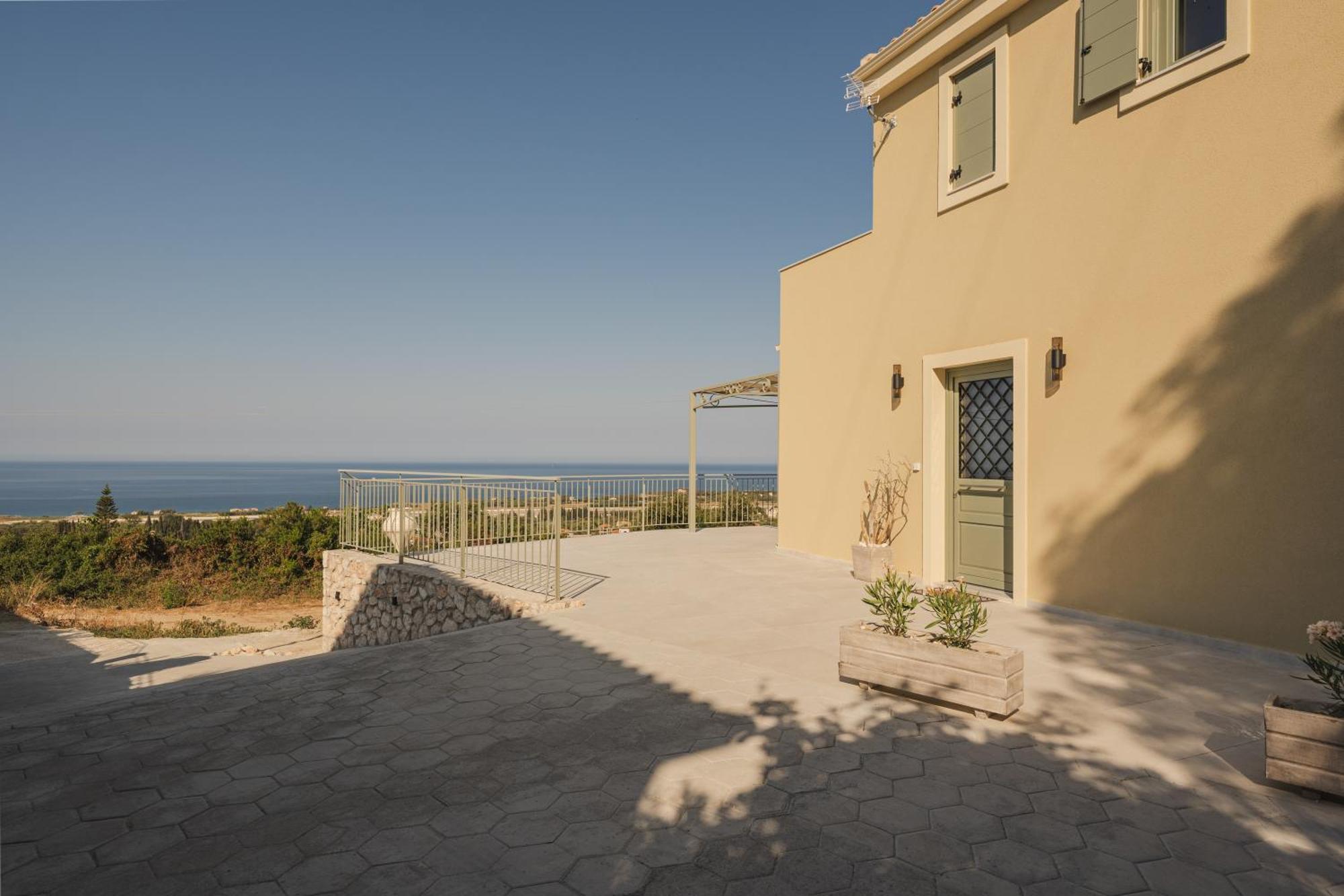 Luxury Artemis Pool, Jacuzzi, Peace & Perfect Sunsets In Kefalonia