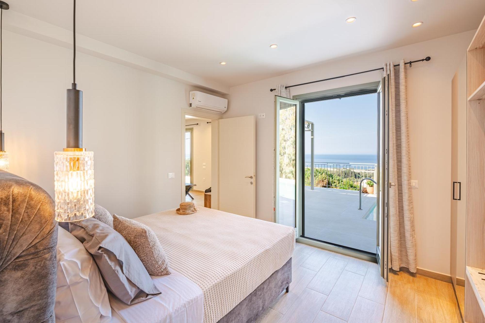 Luxury Artemis Pool, Jacuzzi, Peace & Perfect Sunsets In Kefalonia Villa